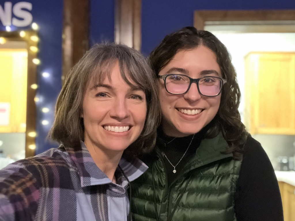 3f99b1db 71d4 4377 A3a4 4d6197e33824 1 105 C