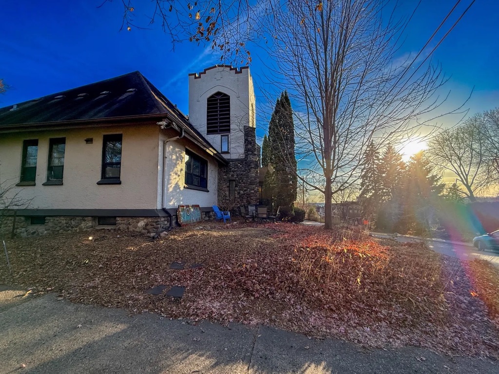 F37e06e0 Dd0d 4e5a B28f C319b9926081 1 105 C